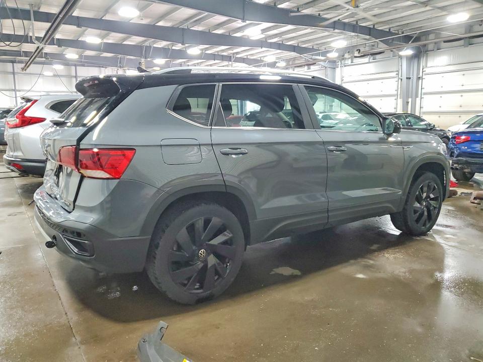 Продажа на аукционе авто 2024 Volkswagen Taos, vin: 3VVVX7B29RM070035, номер лота: 49403266