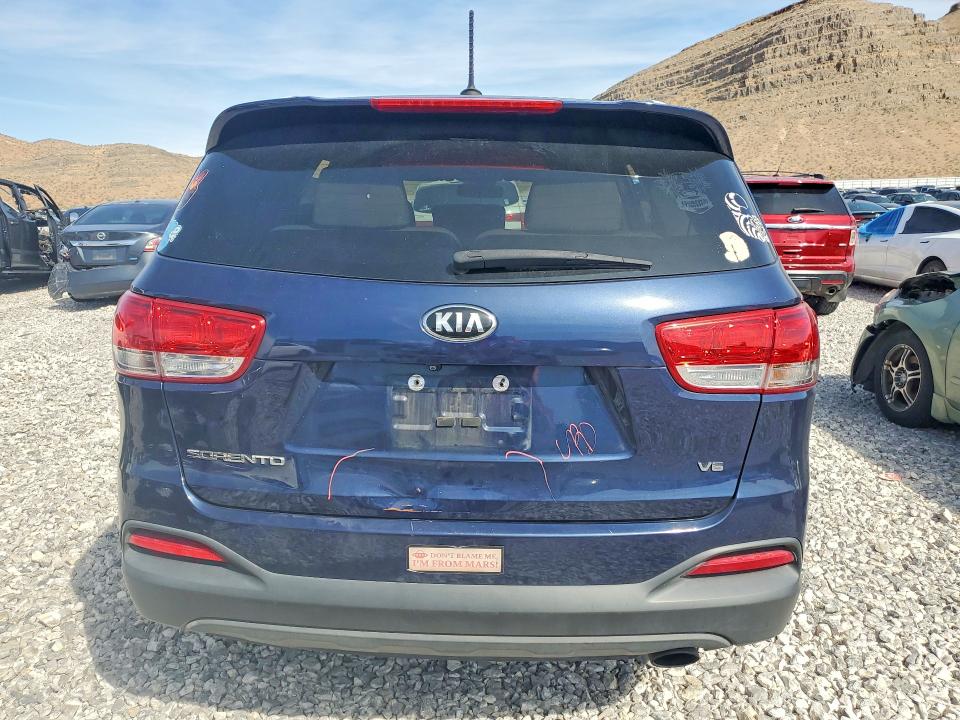 Продажа на аукционе авто 2017 Kia Sorento, vin: 5XYPG4A52HG336007, номер лота: 48901366