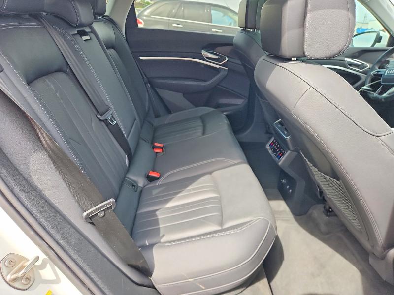Продажа на аукционе авто 2022 Audi E-tron, vin: WA12AAGE8NB031418, номер лота: 47258436