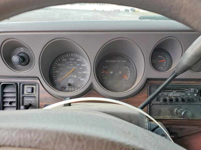 50450646 :رقم المزاد ، 2B6KB31Y0VK571409 vin ، 1997 Dodge Ram Van مزاد بيع