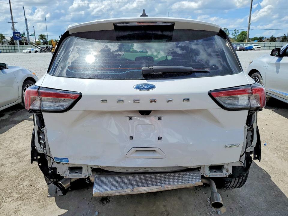 2020 Ford Escape მანქანა იყიდება აუქციონზე, vin: 1FMCU0F69LUB95294, აუქციონის ნომერი: 48413196