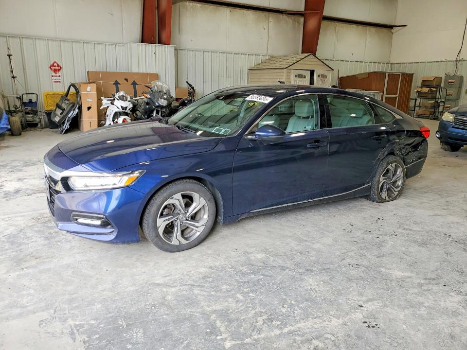 Auction sale of the 2020 Honda Accord, vin: 1HGCV1F5XLA058611, lot number: 50283806