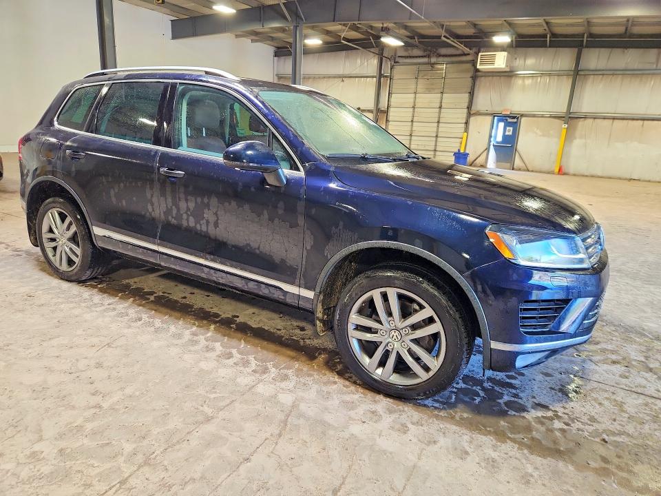 Продаж на аукціоні авто 2016 Volkswagen Touareg, vin: WVGEF9BP8GD012463, номер лоту: 50176086