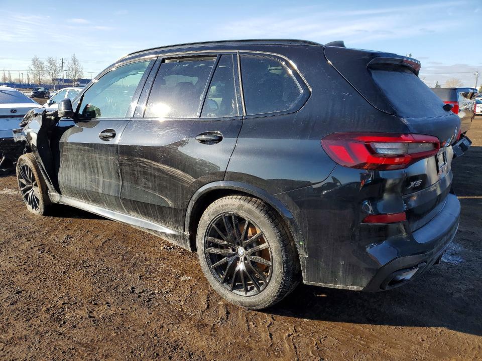 48783806 :رقم المزاد ، 5UXCR6C06N9L04081 vin ، 2022 Bmw Truck/van X5 40i 4dr Awd مزاد بيع