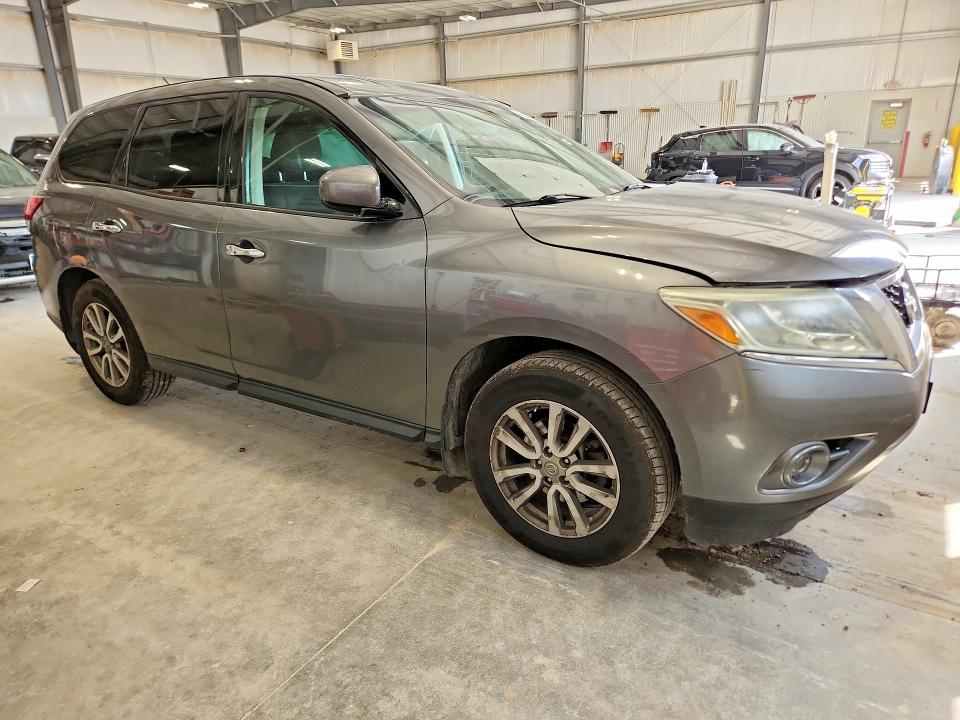 2015 Nissan Pathfinder მანქანა იყიდება აუქციონზე, vin: 5N1AR2MM0FC608493, აუქციონის ნომერი: 49161686