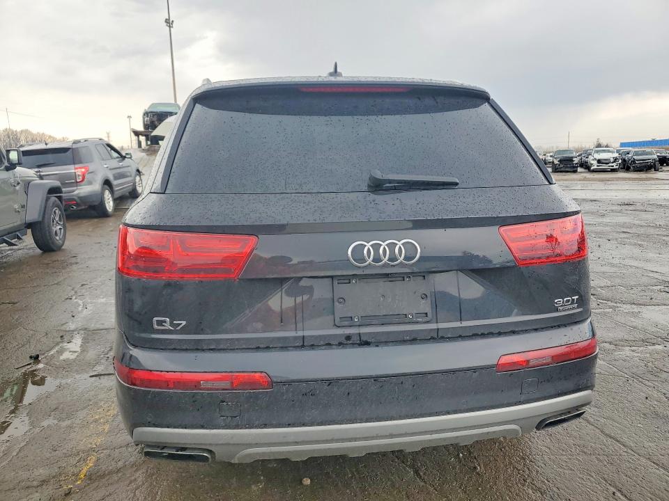 Продажа на аукционе авто 2017 Audi Q7, vin: WA1LAAF70HD026939, номер лота: 49317966