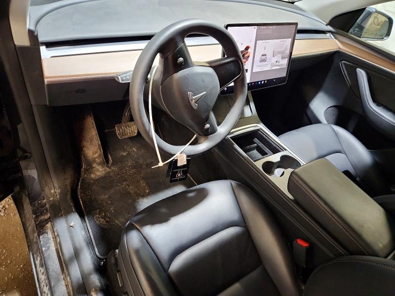 48339326 :رقم المزاد ، 7SAYGAEE7RF063204 vin ، 2024 Tesla Model Y مزاد بيع