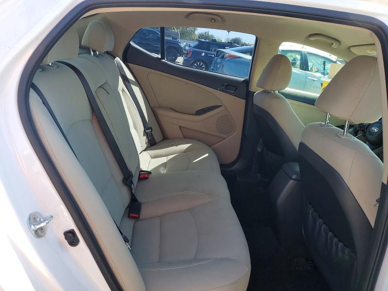 2015 Kia Optima მანქანა იყიდება აუქციონზე, vin: 5XXGM4A72FG406875, აუქციონის ნომერი: 49951226