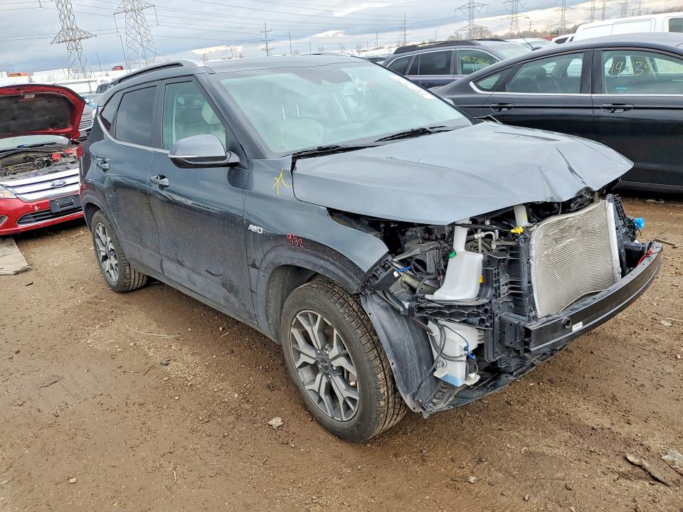 Продаж на аукціоні авто 2023 Kia Seltos, vin: KNDERCAAXP7467612, номер лоту: 49017676