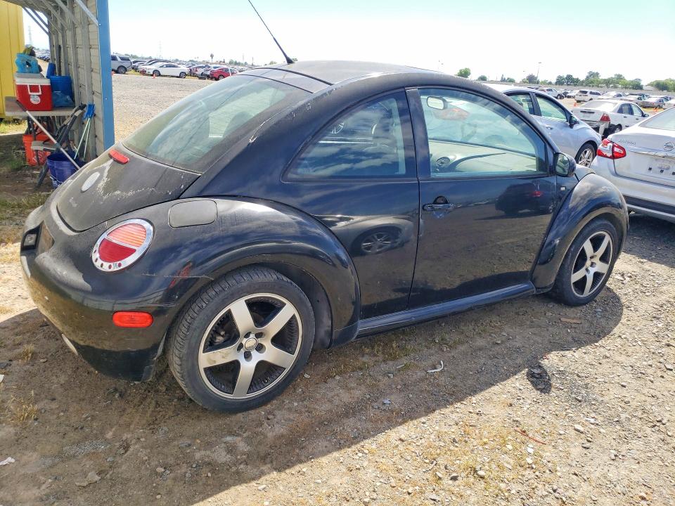 46398736 :رقم المزاد ، 3VWED21C22M436702 vin ، 2002 Volkswagen New Beetle مزاد بيع