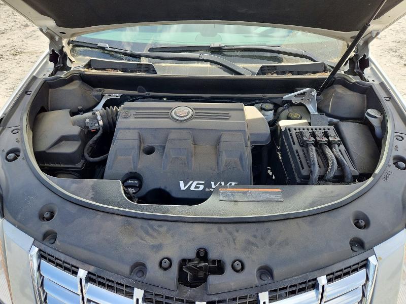 48442736 :رقم المزاد ، 3GYFNBE34FS629668 vin ، 2015 Cadillac Srx مزاد بيع