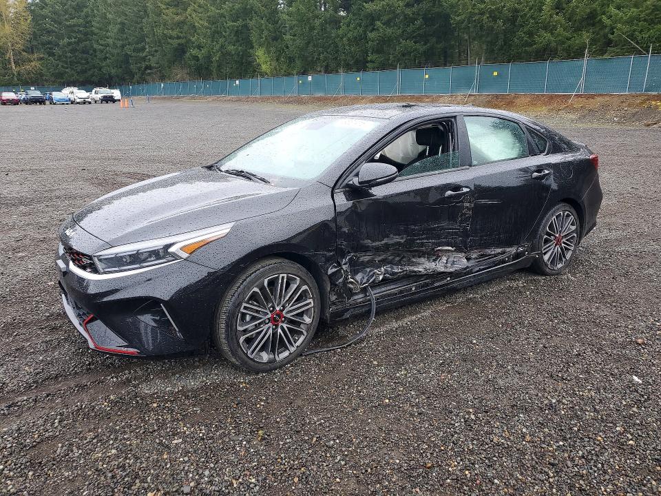 2023 Kia Forte მანქანა იყიდება აუქციონზე, vin: 3KPF44AC9PE525588, აუქციონის ნომერი: 49861416