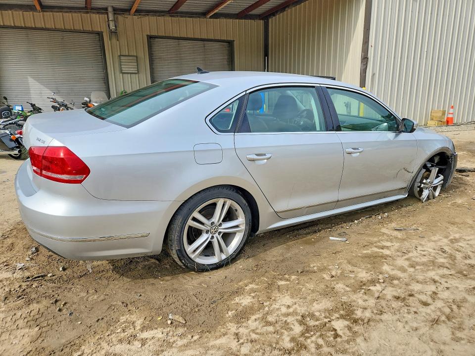 Aukcja sprzedaży 2015 Volkswagen Passat, vin: 1VWBV7A32FC046168, numer aukcji: 51606456