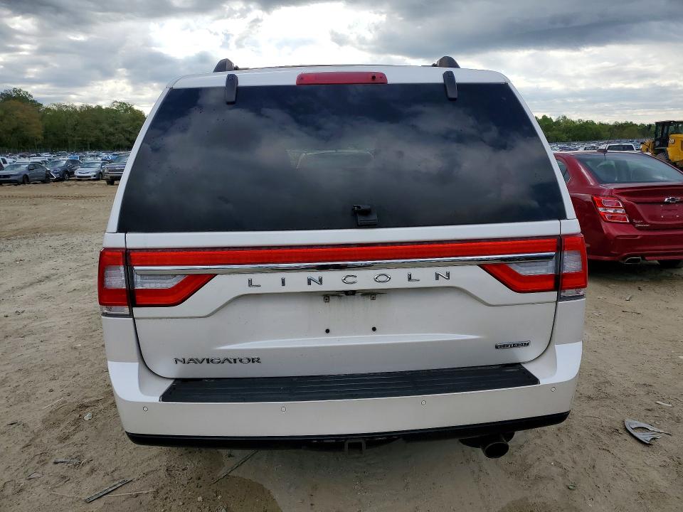 49768816 :رقم المزاد ، 5LMJJ2JT1FEJ05818 vin ، 2015 Lincoln Navigator مزاد بيع