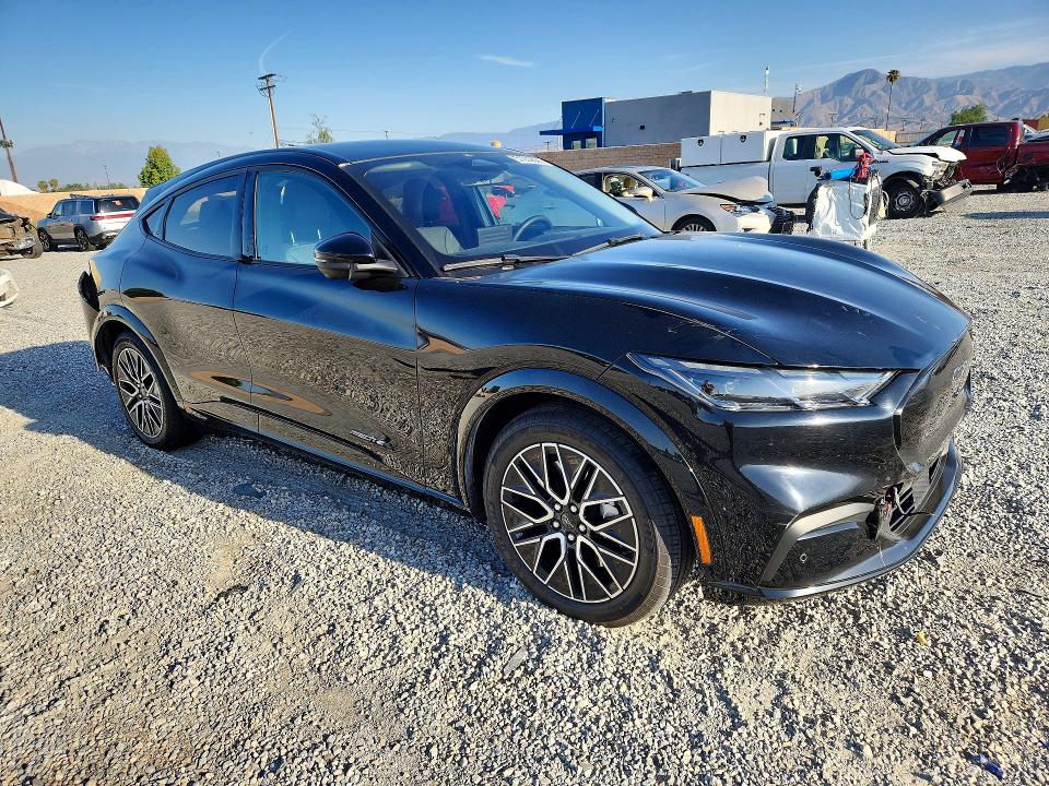 Продажа на аукционе авто 2024 Ford Mustang Mach-e, vin: 3FMTK3R70RMA23048, номер лота: 51202596