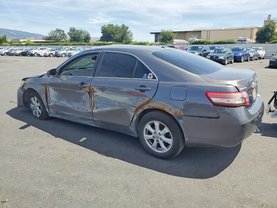 47563786 :رقم المزاد ، 4T1BF3EKXAU085292 vin ، 2010 Toyota Camry مزاد بيع