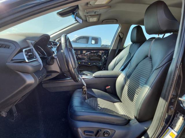 47734876 :رقم المزاد ، 4T1B11HK0JU666444 vin ، 2018 Toyota Camry مزاد بيع