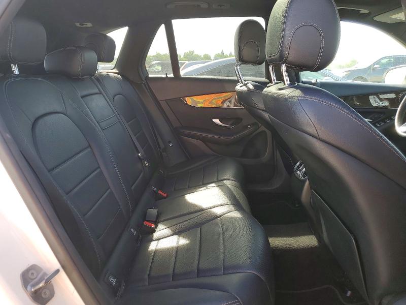 48927016 :رقم المزاد ، WDC0G4JB8HF127567 vin ، 2017 Mercedes-benz Glc مزاد بيع