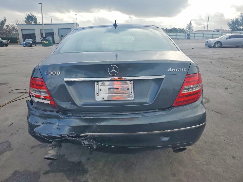 48584916 :رقم المزاد ، WDDGF8AB2ER302913 vin ، 2014 Mercedes-benz C مزاد بيع