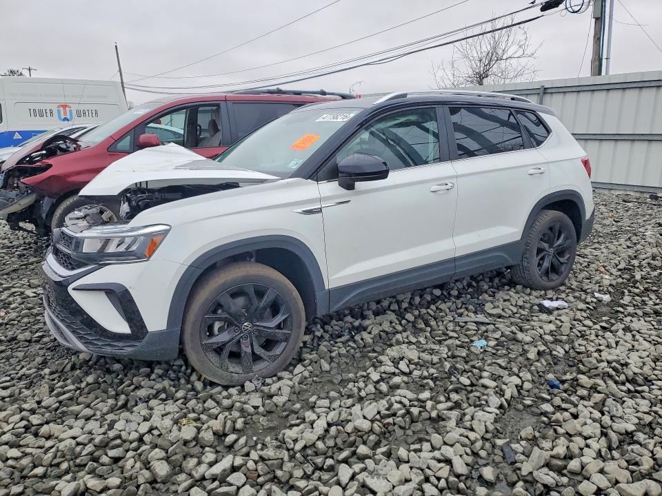 2024 Volkswagen Taos მანქანა იყიდება აუქციონზე, vin: 3VVEX7B26RM015378, აუქციონის ნომერი: 47798216