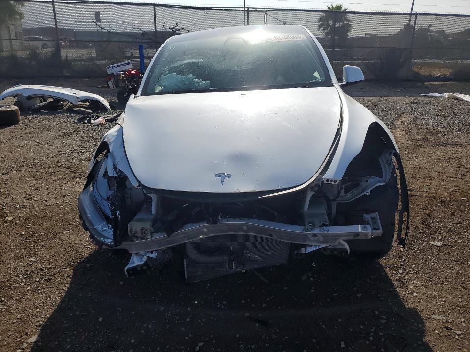 50440006 :رقم المزاد ، 5YJYGDEE2LF053976 vin ، 2020 Tesla Model Y مزاد بيع