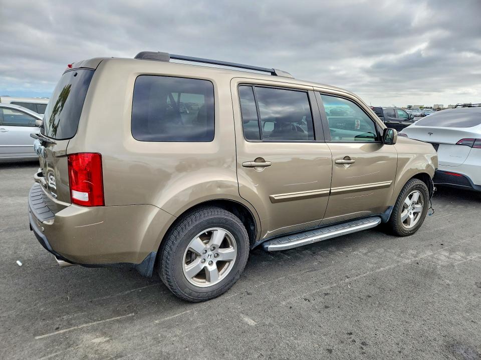 Продаж на аукціоні авто 2011 Honda Pilot, vin: 5FNYF4H49BB105592, номер лоту: 49749416