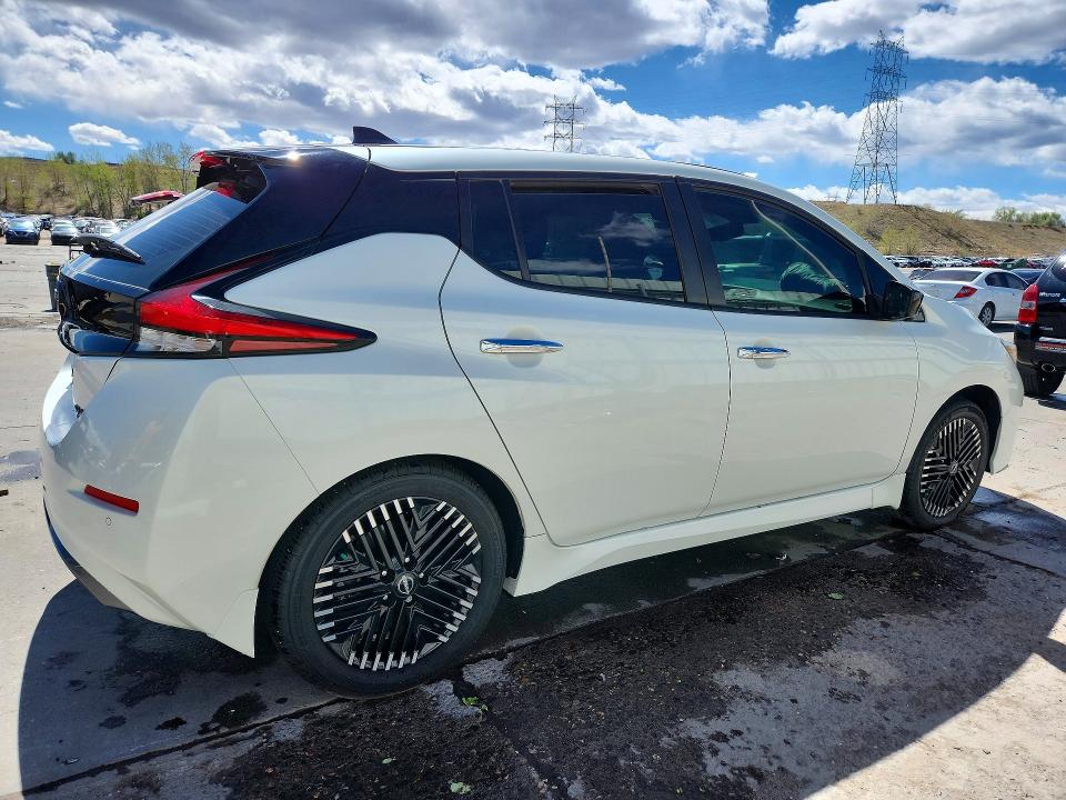 Продажа на аукционе авто 2024 Nissan Leaf, vin: 1N4CZ1CVXRC553532, номер лота: 51121126