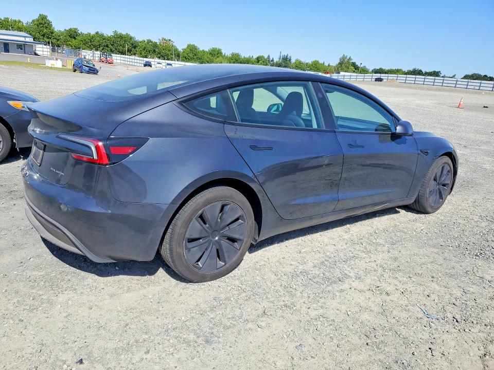 Продажа на аукционе авто 2025 Tesla Model 3, vin: 5YJ3E1EB3SF885636, номер лота: 51359656