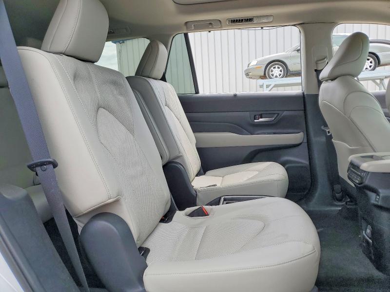 2024 Toyota Grand Highlander Hybrid მანქანა იყიდება აუქციონზე, vin: 5TDACAB50RS011763, აუქციონის ნომერი: 50458206