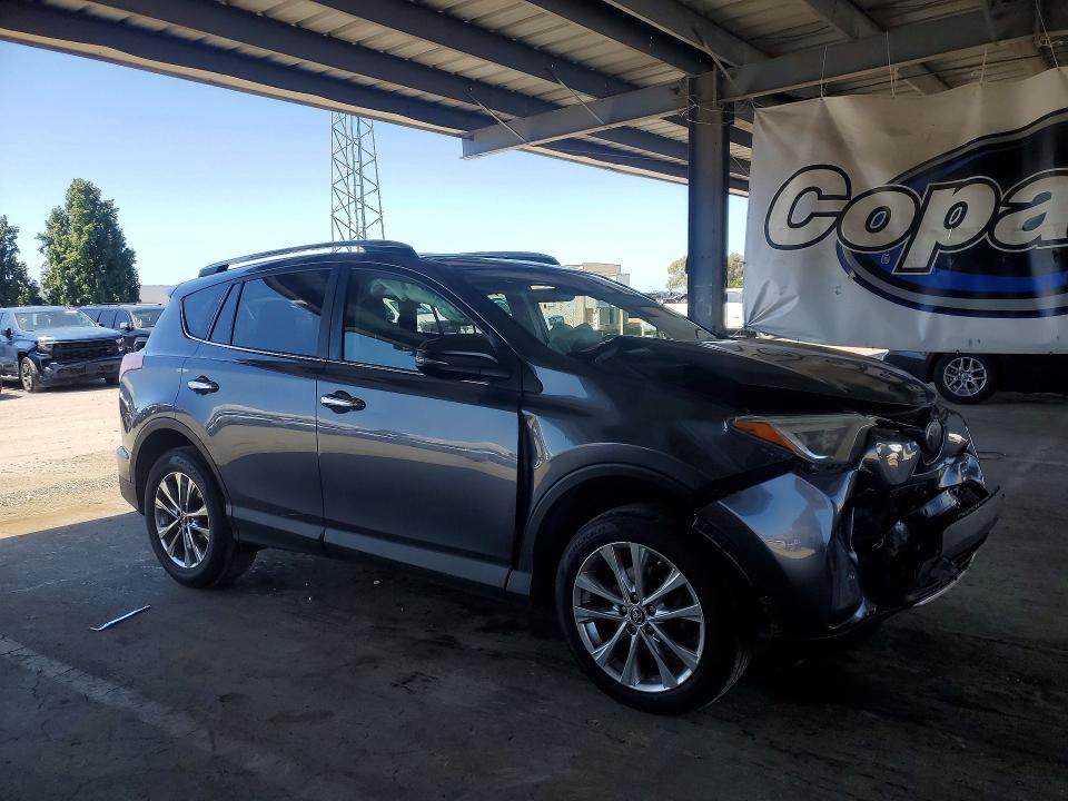 2018 Toyota Rav4 მანქანა იყიდება აუქციონზე, vin: JTMYFREV8JD116471, აუქციონის ნომერი: 51536306