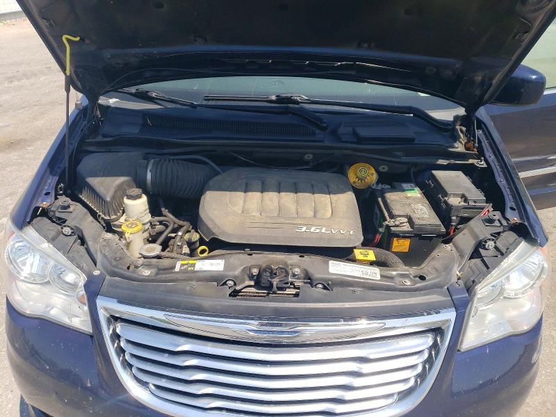 Продажа на аукционе авто 2015 Chrysler Town & Country, vin: 2C4RC1BG6FR596079, номер лота: 51363266