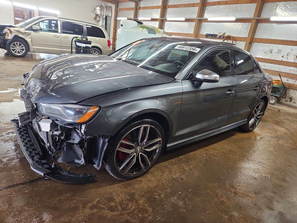 48812356 :رقم المزاد ، WAUBFGFF4F1038620 vin ، 2015 Audi A3 مزاد بيع