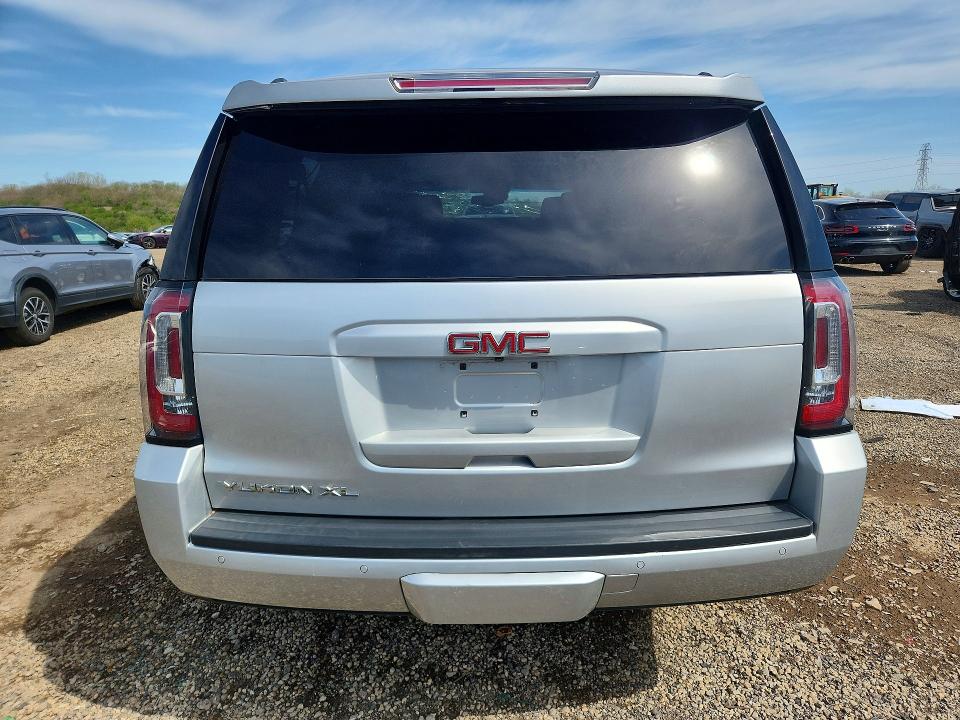 49979446 :رقم المزاد ، 1GKS2GKC6JR377792 vin ، 2018 Gmc Yukon Xl مزاد بيع