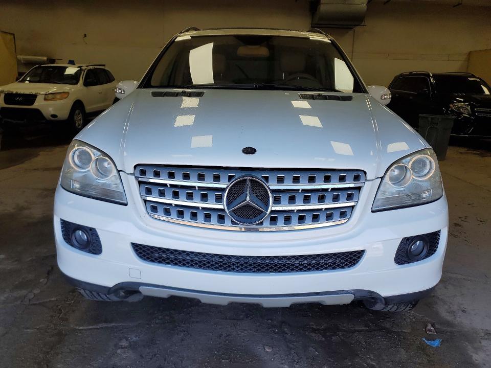 51699316 :رقم المزاد ، 4JGBB86E38A373832 vin ، 2008 Mercedes-benz Ml مزاد بيع