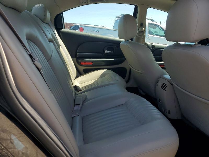 49753586 :رقم المزاد ، 2C3HE76K94H685255 vin ، 2004 Chrysler 300m مزاد بيع