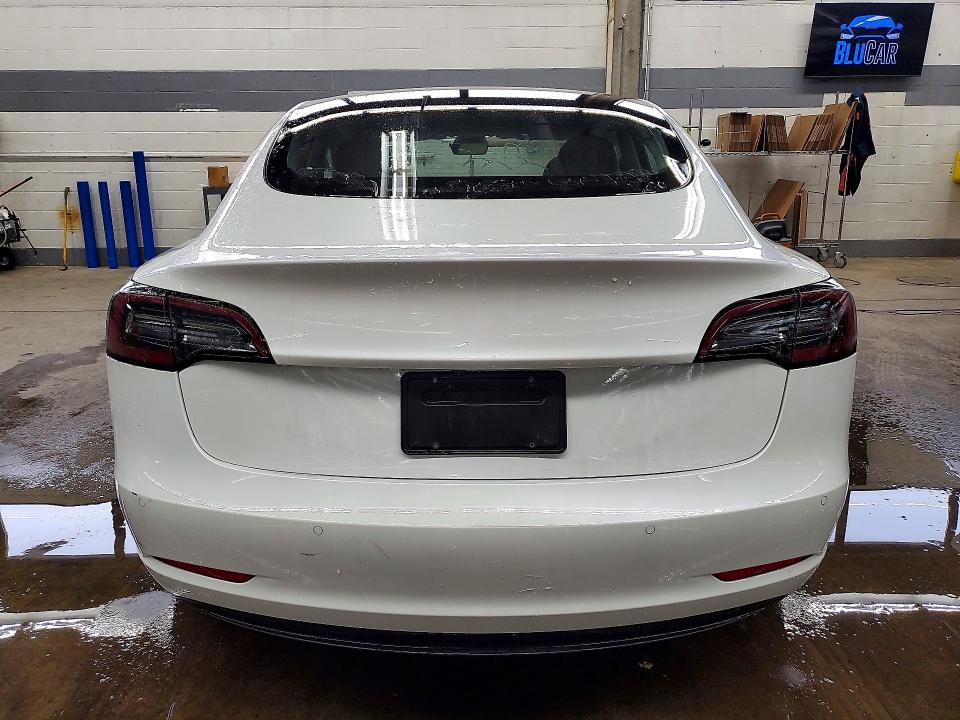 52037786 :رقم المزاد ، 5YJ3E1EA6NF187601 vin ، 2022 Tesla Model 3 مزاد بيع