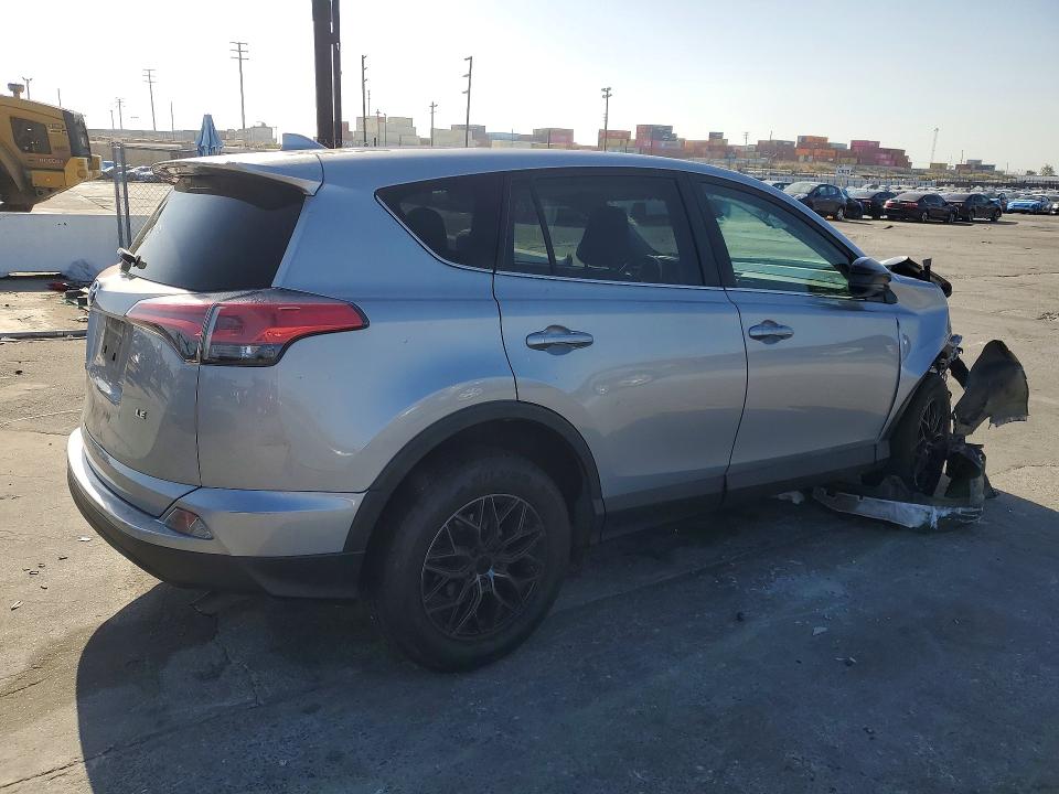 Aukcja sprzedaży 2018 Toyota Rav4, vin: 2T3ZFREV3JW495547, numer aukcji: 51820746