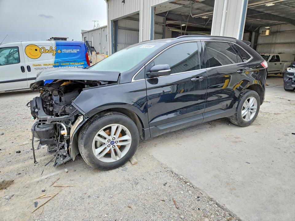 51249166 :رقم المزاد ، 2FMPK3J82HBC67869 vin ، 2017 Ford Edge مزاد بيع