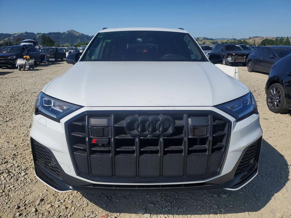 Продажа на аукционе авто 2022 Audi Sq7, vin: WA1VWBF75ND019416, номер лота: 48938686