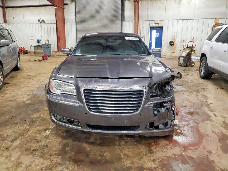 50184756 :رقم المزاد ، 2C3CCAKG0DH567853 vin ، 2013 Chrysler 300c مزاد بيع