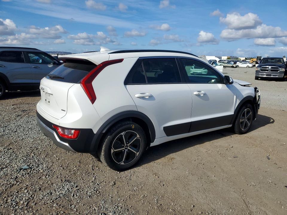 50826216 :رقم المزاد ، KNDCS3LF1P5063694 vin ، 2023 Kia Niro مزاد بيع
