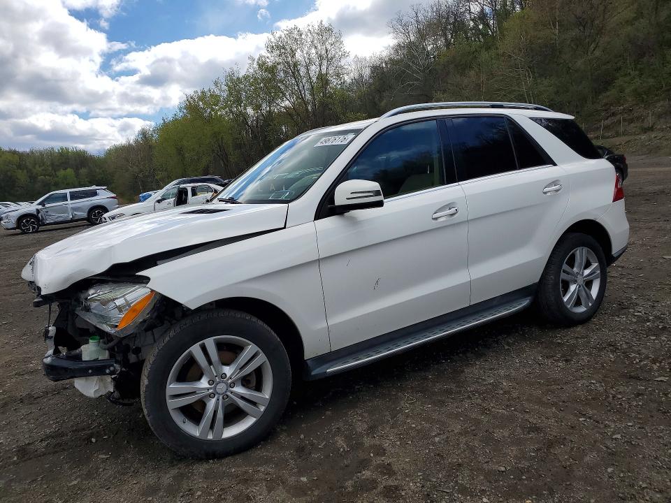 Продажа на аукционе авто 2015 Mercedes-benz Ml, vin: 4JGDA5HBXFA444535, номер лота: 49876176