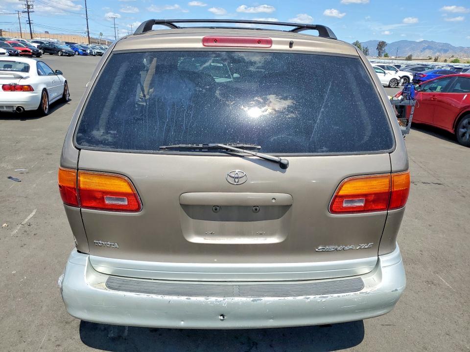 Aukcja sprzedaży 1998 Toyo Sienna, vin: 4T3ZF13C8WU011432, numer aukcji: 50792126