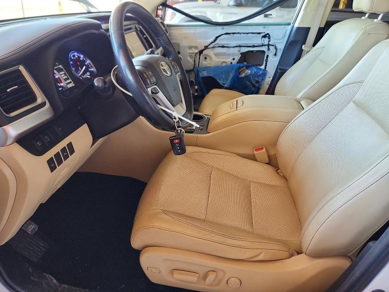 Продаж на аукціоні авто 2017 Toyota Highlander, vin: 5TDDZRFH5HS447571, номер лоту: 50105356