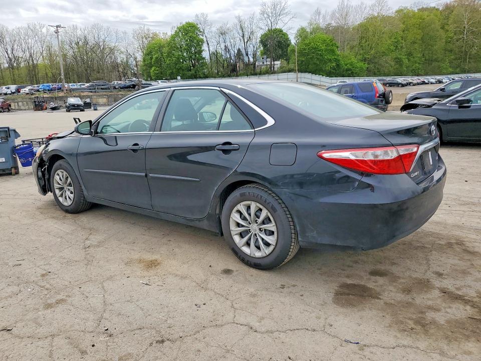 51035066 :رقم المزاد ، 4T1BF1FK9HU360941 vin ، 2017 Toyota Camry مزاد بيع
