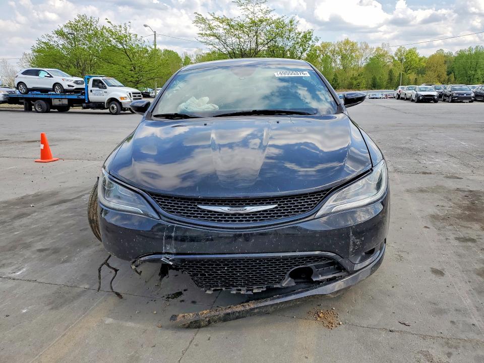 49555376 :رقم المزاد ، 1C3CCCDG2FN639266 vin ، 2015 Chrysler 200 مزاد بيع