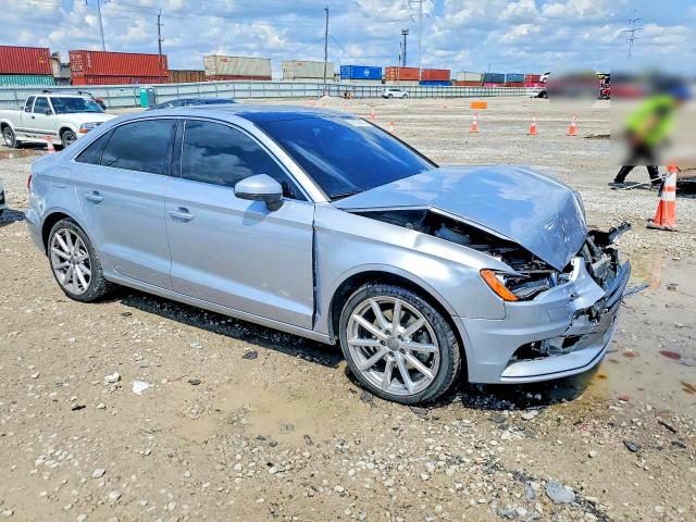 51137876 :رقم المزاد ، WAUCCGFF6F1053276 vin ، 2015 Audi A3 مزاد بيع