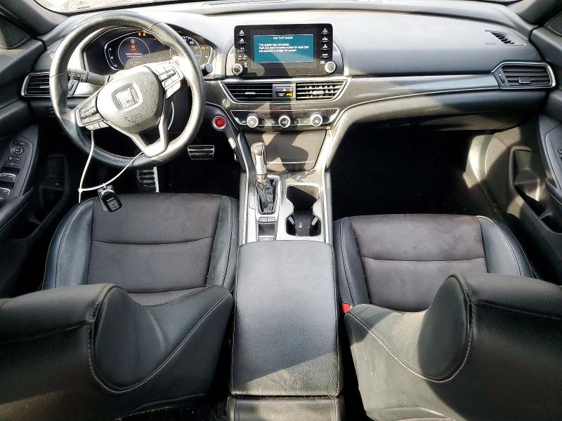 49153436 :رقم المزاد ، 1HGCV1F33JA135265 vin ، 2018 Honda Accord مزاد بيع