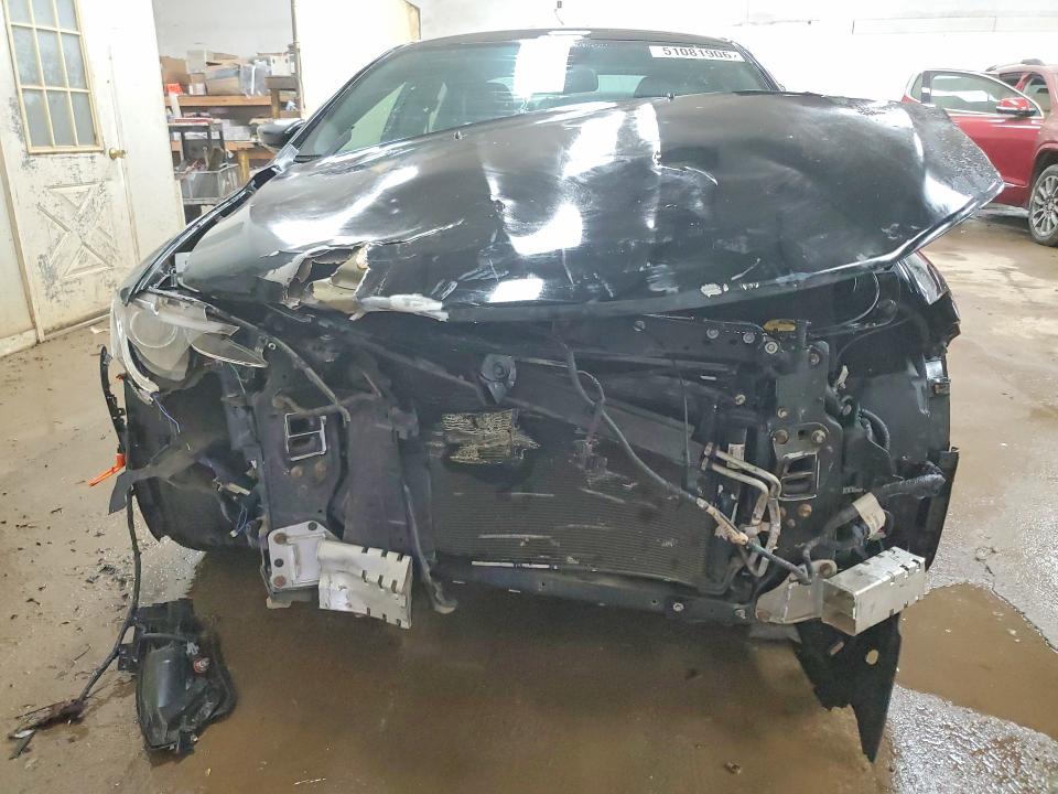 Auction sale of the 2015 Chrysler 200, vin: 1C3CCCBB9FN706324, lot number: 51081906