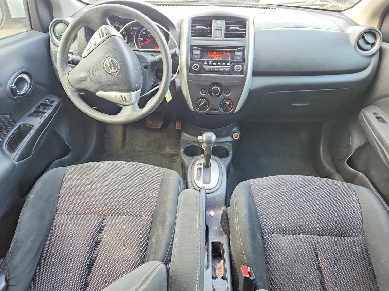 48800456 :رقم المزاد ، 3N1CN7AP3HK467262 vin ، 2017 Nissan Versa مزاد بيع